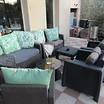 Alojamento de Acomodação e Pequeno-almoço D'hôtes Au Nid Du Thil Beauvais