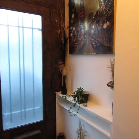 D'hotes Au Nid Du Thil Bed and breakfast