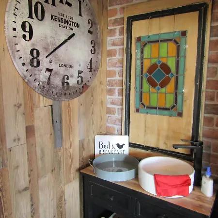 Couette-café D'hôtes Au Nid Du Thil Beauvais