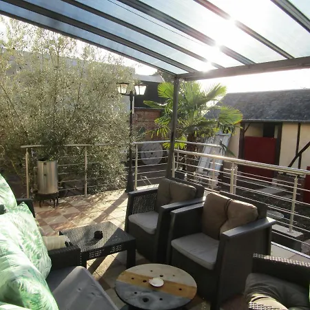 D'hôtes Au Nid Du Thil 3*