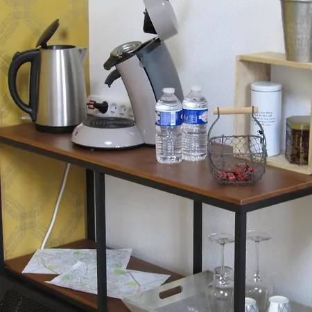 D'hotes Au Nid Du Thil Bed & Breakfast