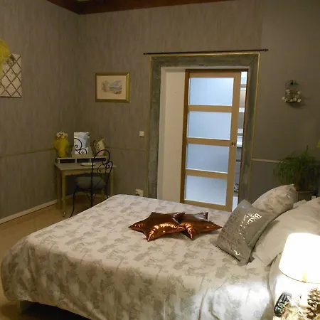 D'hotes Au Nid Du Thil Bed and breakfast Beauvais