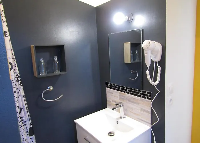 D'hôtes Au Nid Du Thil 3*