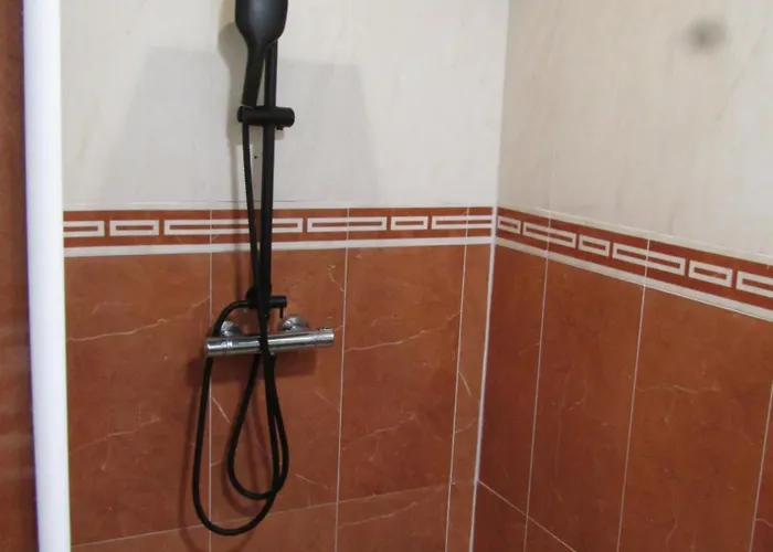 Couette-café D'hôtes Au Nid Du Thil 3*